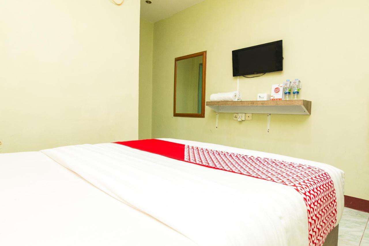 Oyo 1703 テラン ビンタン ホテル Batam エクステリア 写真
